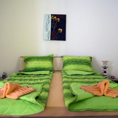 Green Apartment ノヴィ・サド エクステリア 写真
