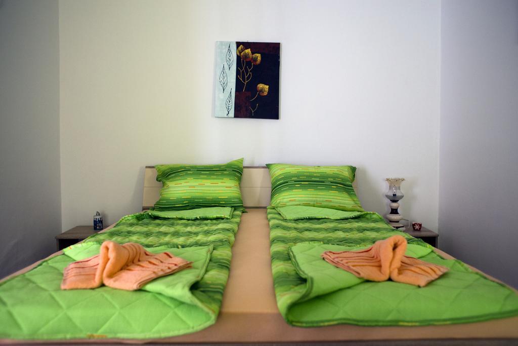 Green Apartment ノヴィ・サド エクステリア 写真